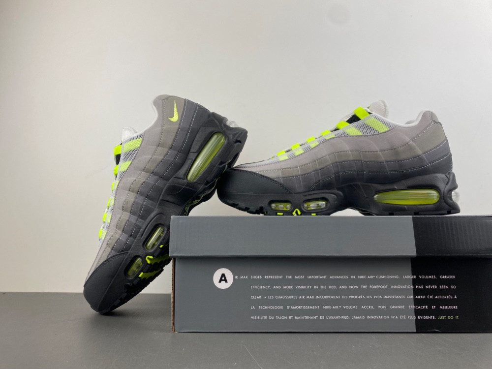 Nike Air Max 95 OG “Neon” HM4740-001