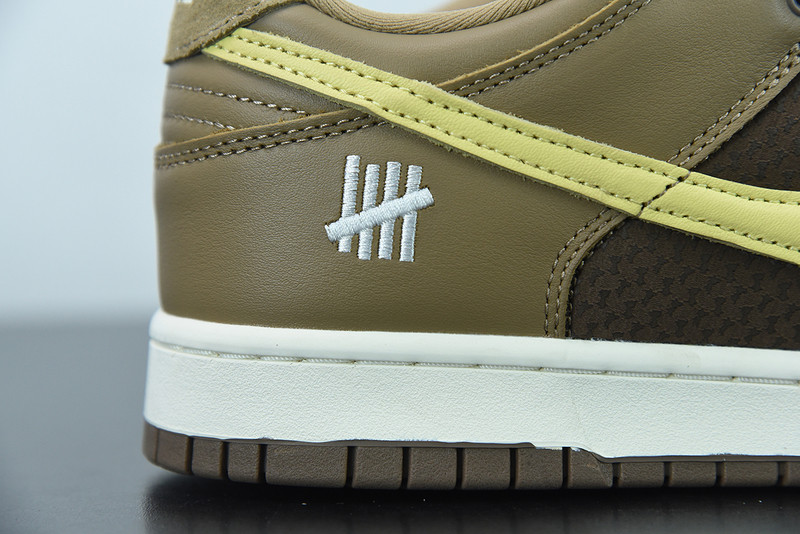 undefeated x nike dunk low sp