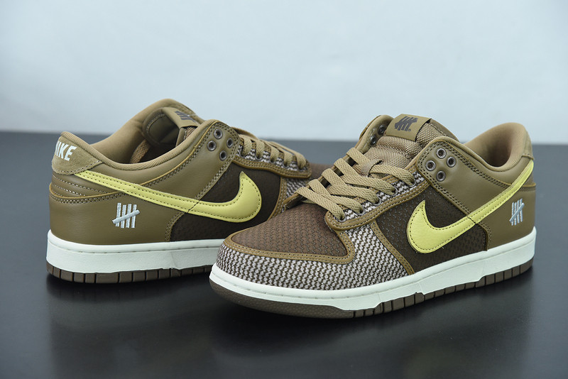 undefeated x nike dunk low sp