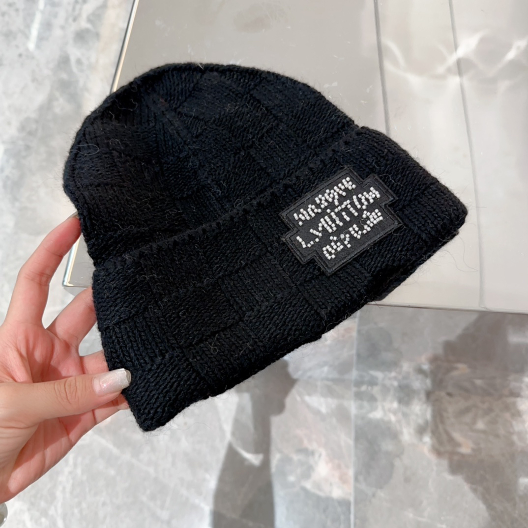 lvt Hat