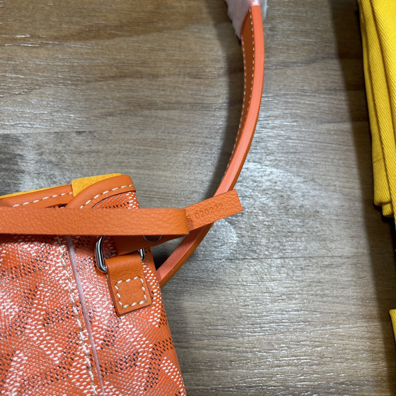 GOYARD PURSE
