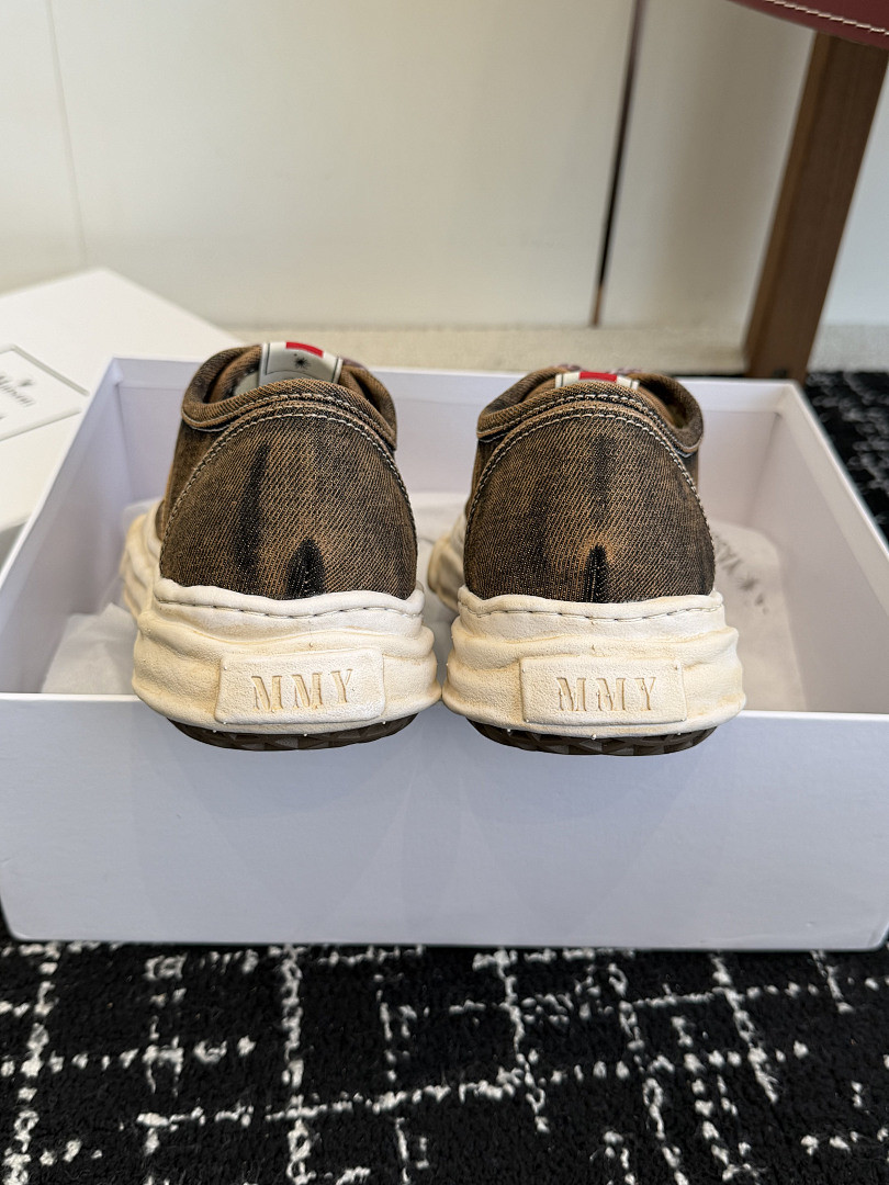 Ma1s0n mihara yasuhiro sneaker