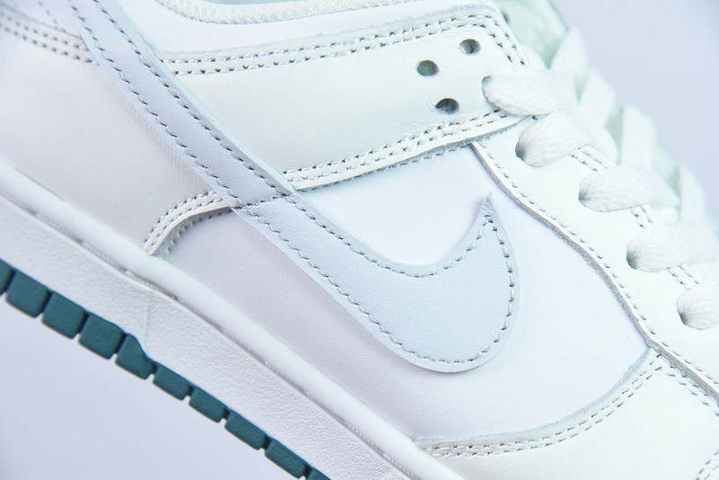 nike dunk low gs