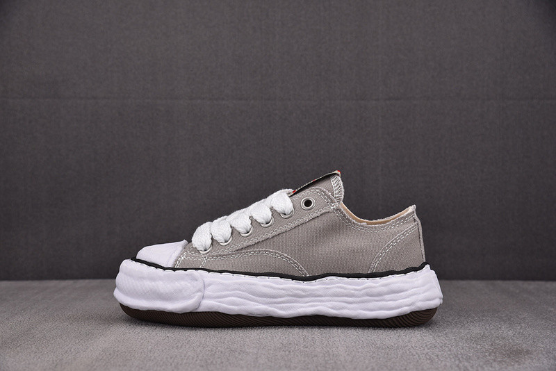 Ma1s0n mihara yasuhiro sneaker