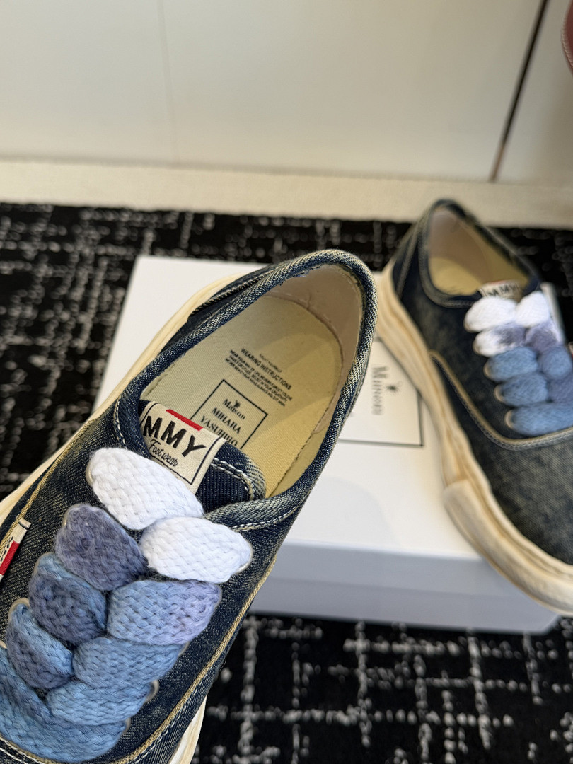 Ma1s0n mihara yasuhiro sneaker