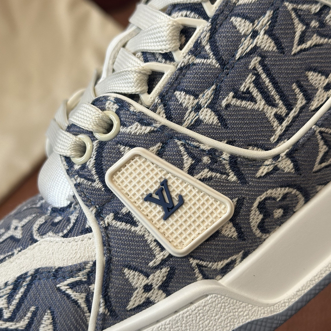 LVT SNEAKERS