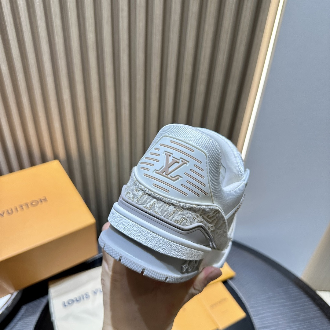 LVT SNEAKERS