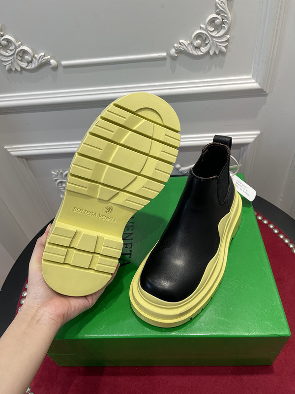 Bo*te*ga ve*ne*ta sneaker