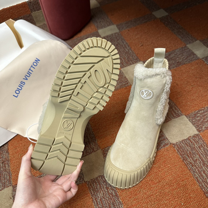 LVT BOOTS