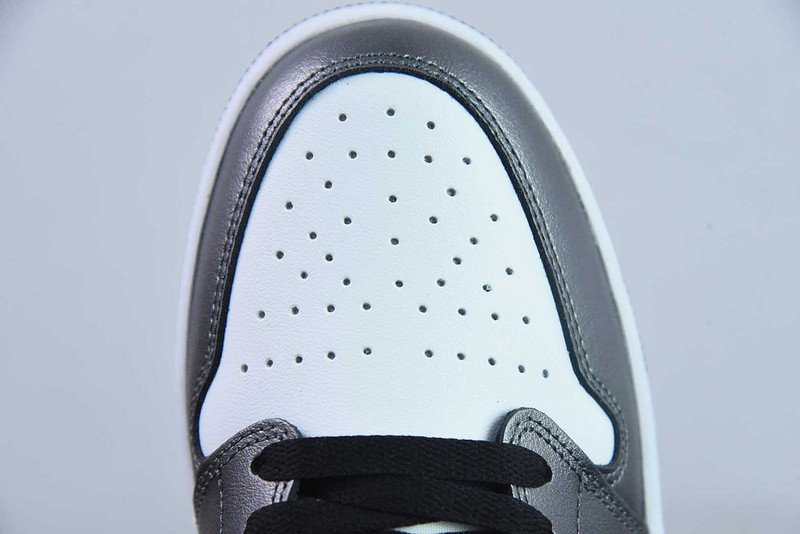 Air Jordan 1 Low SE