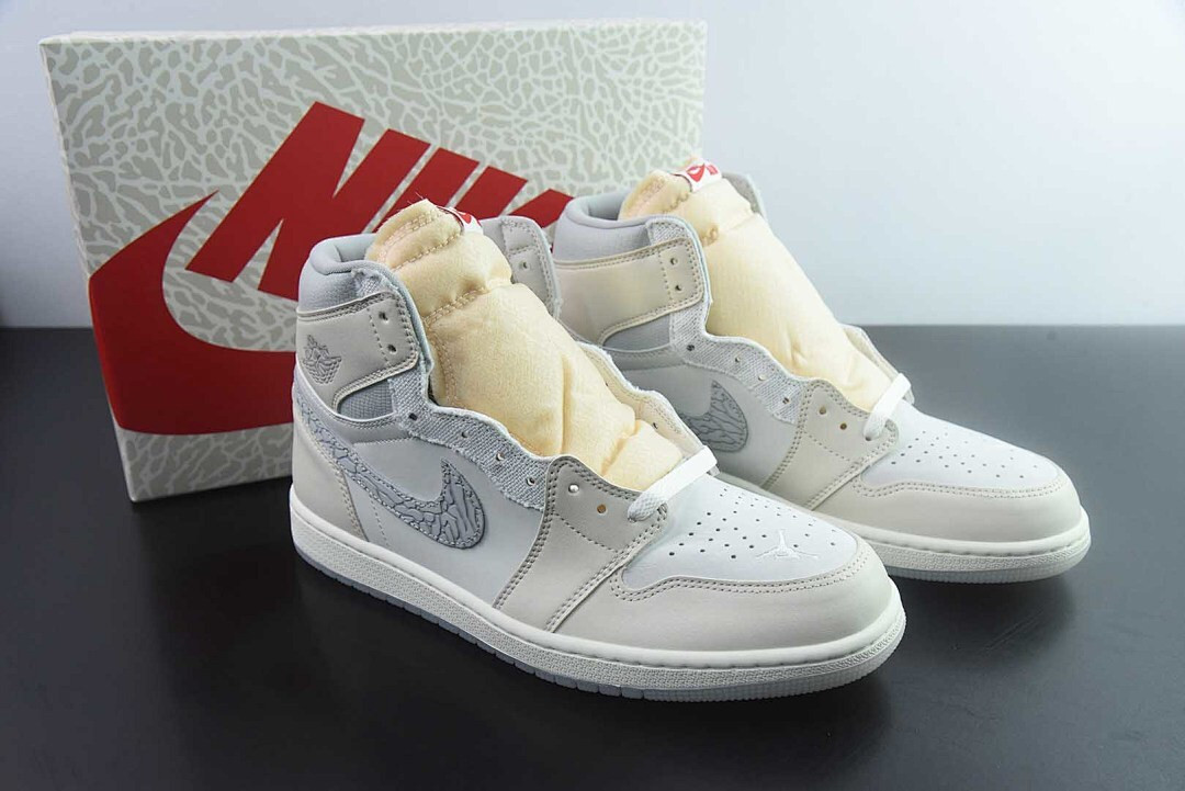Air Jordan 1 High OG Sail University Red IH4363-100